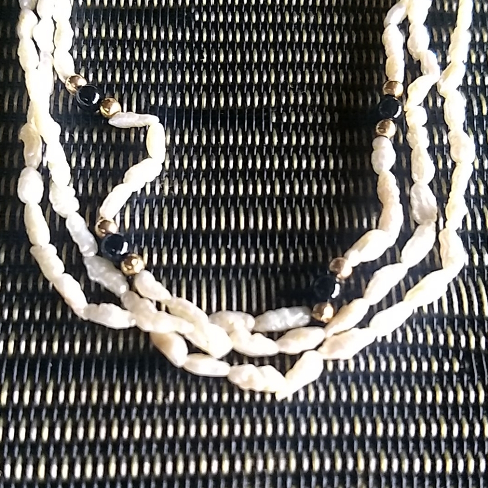 pearl necklace